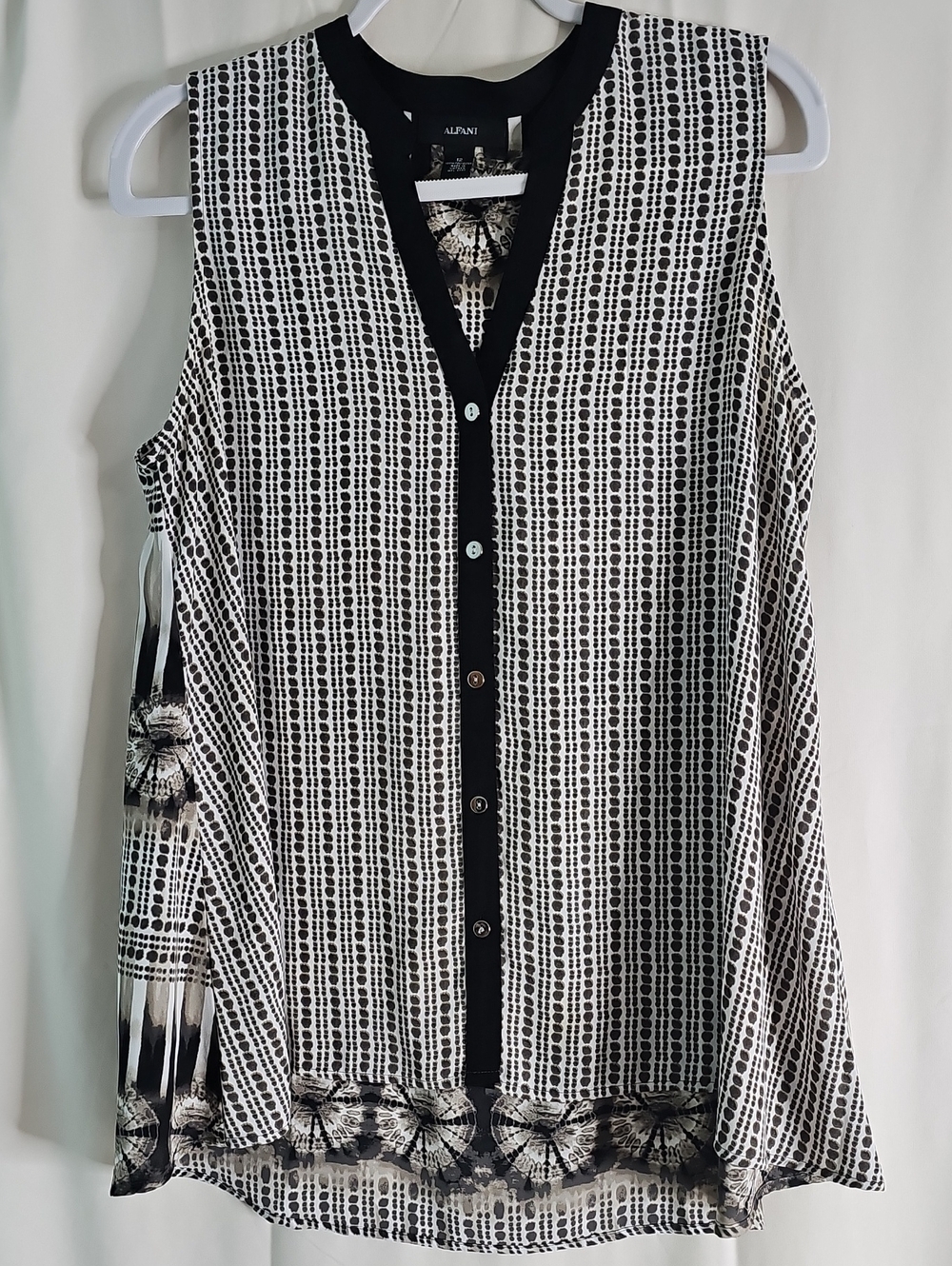 Alfani Black & White Sleeveless Printed Button-Front Blouse